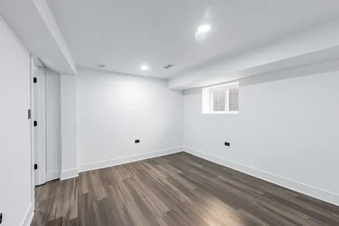 8020 South Bishop Street Chicago IL 60620