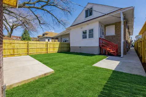 8020 South Bishop Street Chicago IL 60620