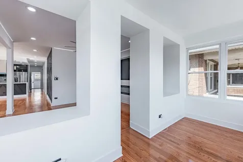 8020 South Bishop Street Chicago IL 60620