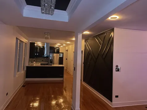 8020 South Bishop Street Chicago IL 60620