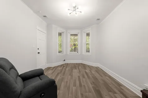 2934 North Sawyer Avenue Chicago IL 60618