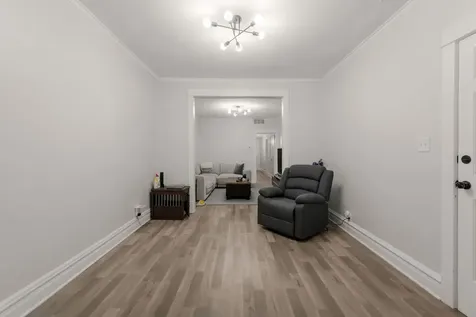 2934 North Sawyer Avenue Chicago IL 60618