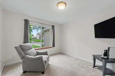2911 Sierra Drive Champaign IL 61822