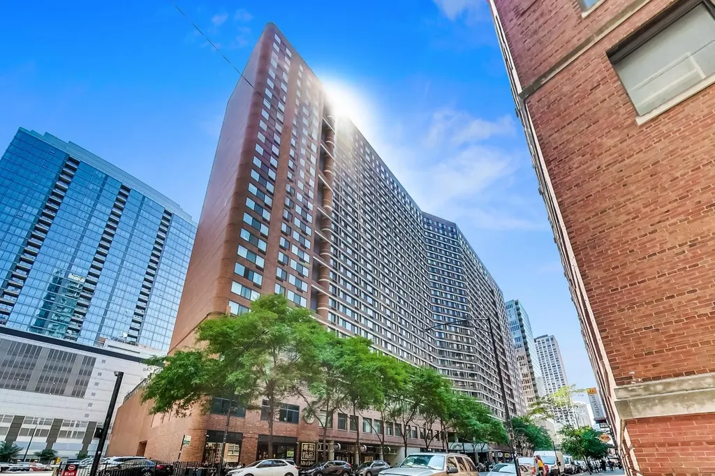 211 East Ohio Street Chicago IL 60611