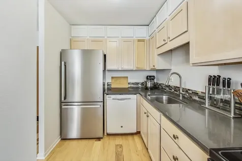 211 East Ohio Street Chicago IL 60611