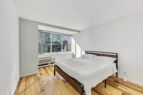 211 East Ohio Street Chicago IL 60611