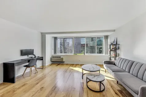 211 East Ohio Street Chicago IL 60611