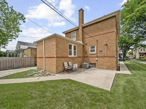 1847 Newcastle Avenue Westchester IL 60154