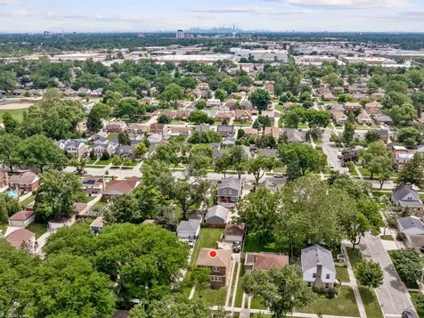 1847 Newcastle Avenue Westchester IL 60154