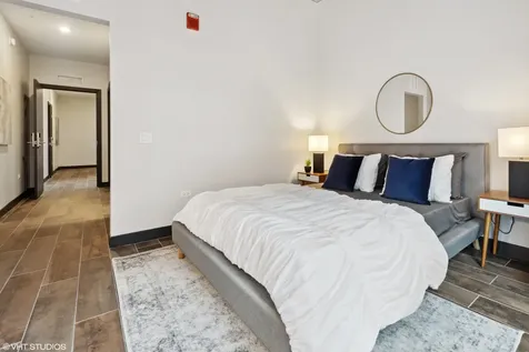 171 North Aberdeen Street Chicago IL 60607