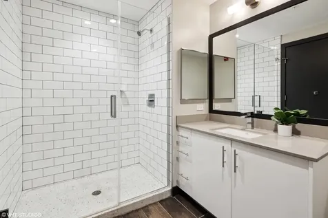 171 North Aberdeen Street Chicago IL 60607