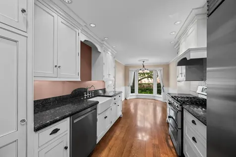 1653 North Belmont Court Arlington Heights IL 60004