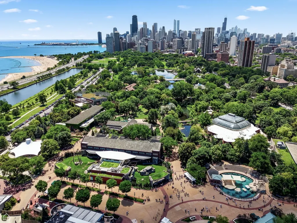 2314 North Lincoln Park West Chicago IL 60614