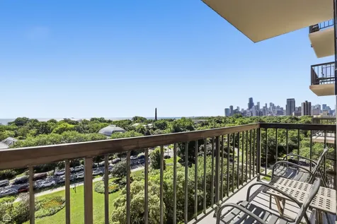 2314 North Lincoln Park West Chicago IL 60614