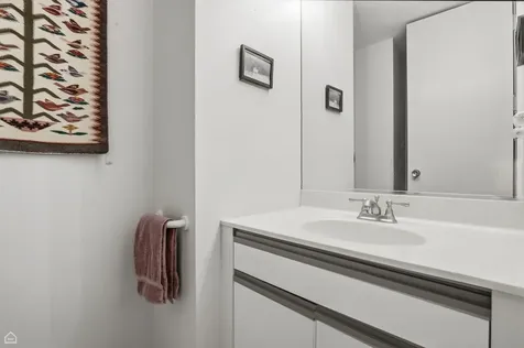 2314 North Lincoln Park West Chicago IL 60614