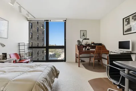 2314 North Lincoln Park West Chicago IL 60614