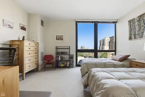 2314 North Lincoln Park West Chicago IL 60614