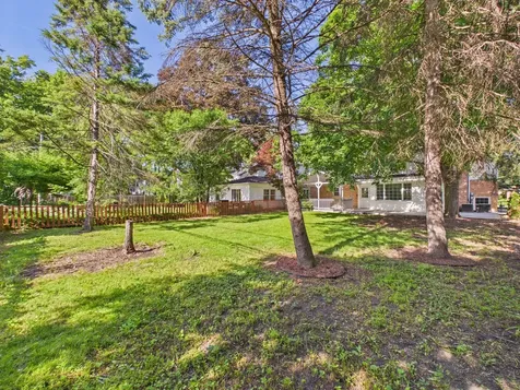 530 South Dryden Place Arlington Heights IL 60005