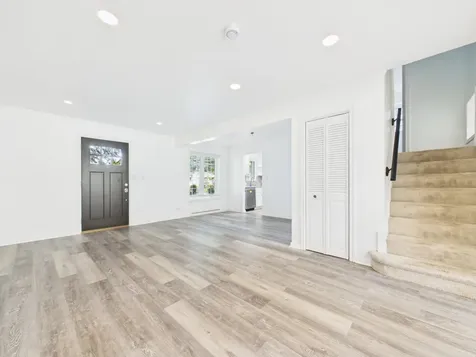 530 South Dryden Place Arlington Heights IL 60005