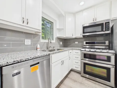 530 South Dryden Place Arlington Heights IL 60005