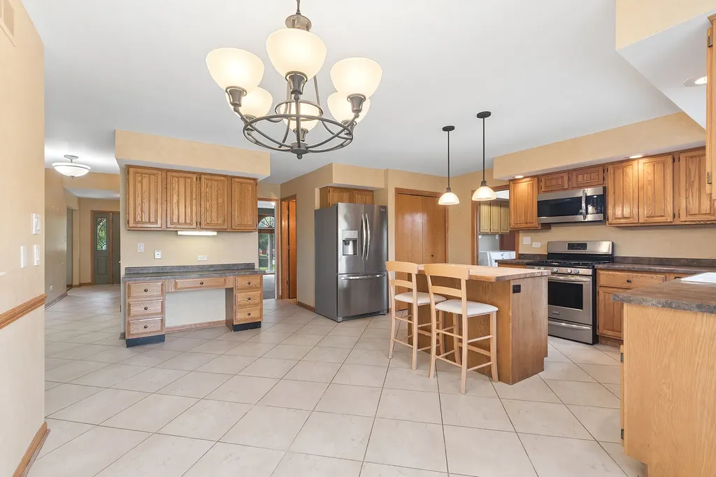 14427 Country Club Lane Orland Park IL 60462
