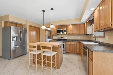 14427 Country Club Lane Orland Park IL 60462