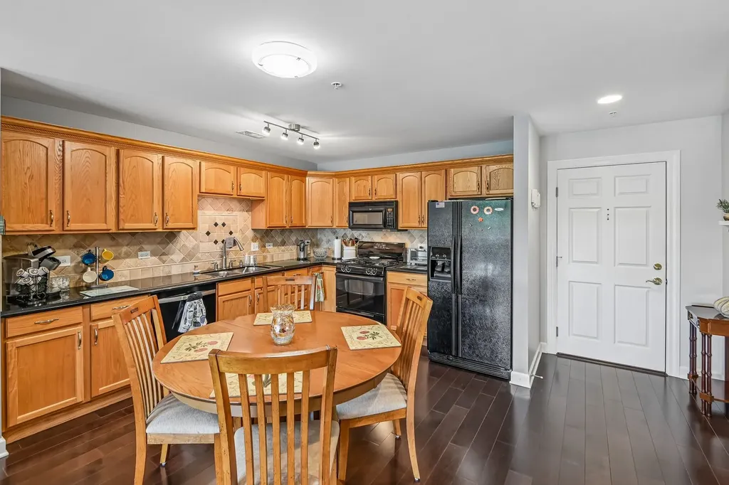 50 North Bokelman Street Roselle IL 60172