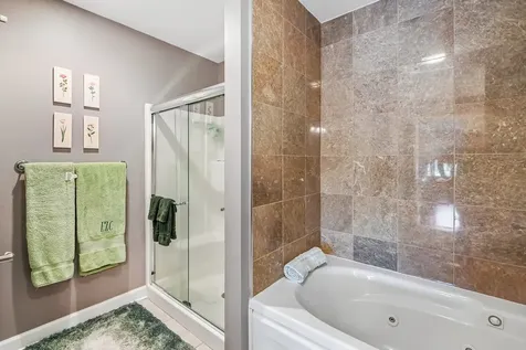 50 North Bokelman Street Roselle IL 60172