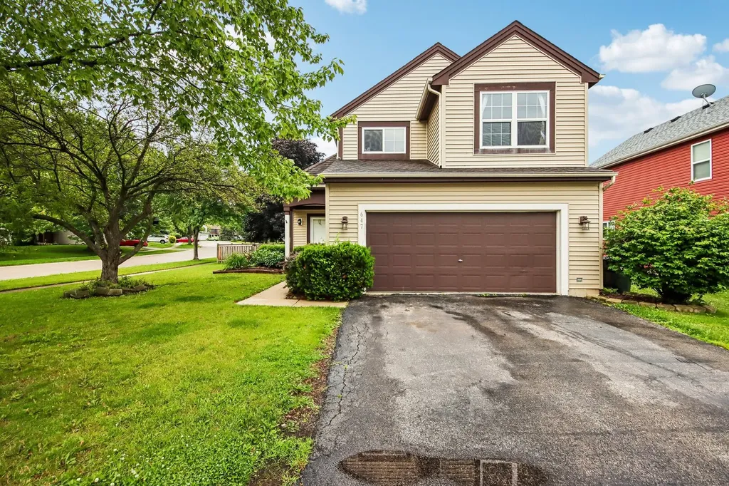 647 East Princeton Court Round Lake Beach IL 60073