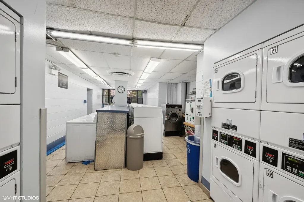5455 North Sheridan Road Chicago IL 60640