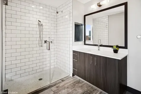 171 North Aberdeen Street Chicago IL 60607