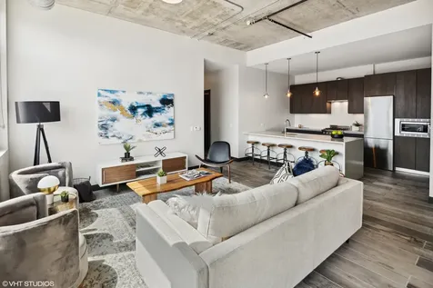 171 North Aberdeen Street Chicago IL 60607
