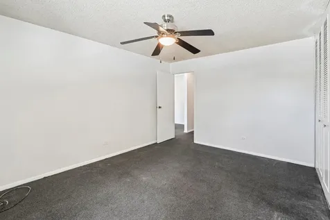 8997 Kennedy Drive Des Plaines IL 60016