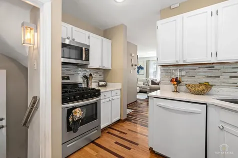 1336 Heidorn Avenue Westchester IL 60154