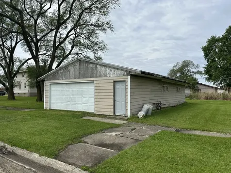 2405 East Court Street Kankakee IL 60901
