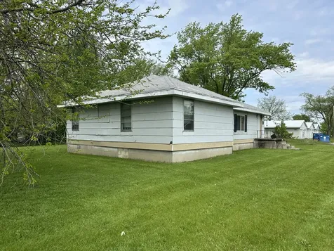 2405 East Court Street Kankakee IL 60901