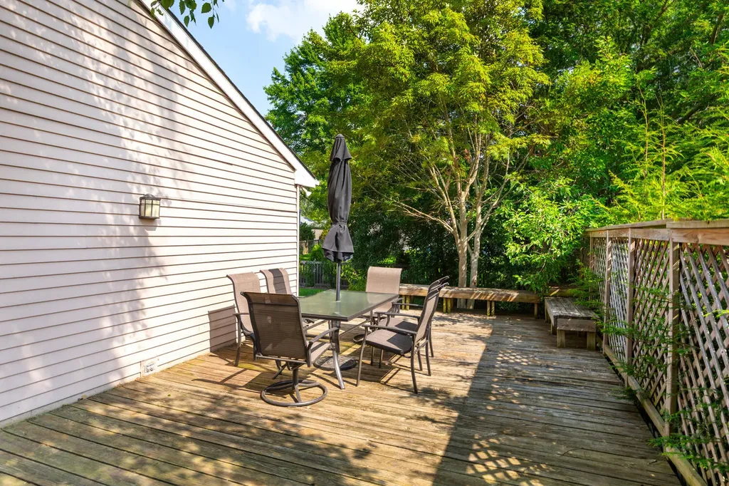 417 Travelaire Avenue Naperville IL 60565