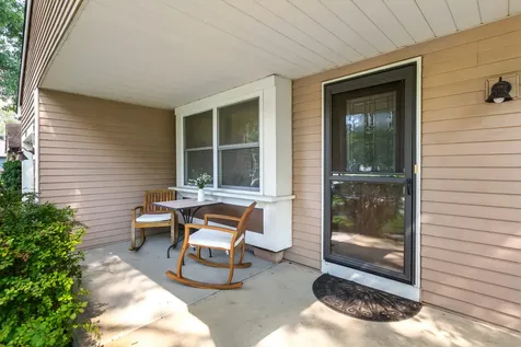 417 Travelaire Avenue Naperville IL 60565