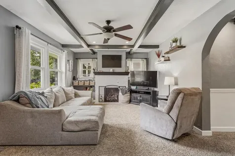 210 East Logan Street Arthur IL 61911