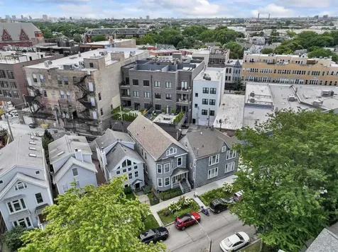 1429 West Barry Avenue Chicago IL 60657