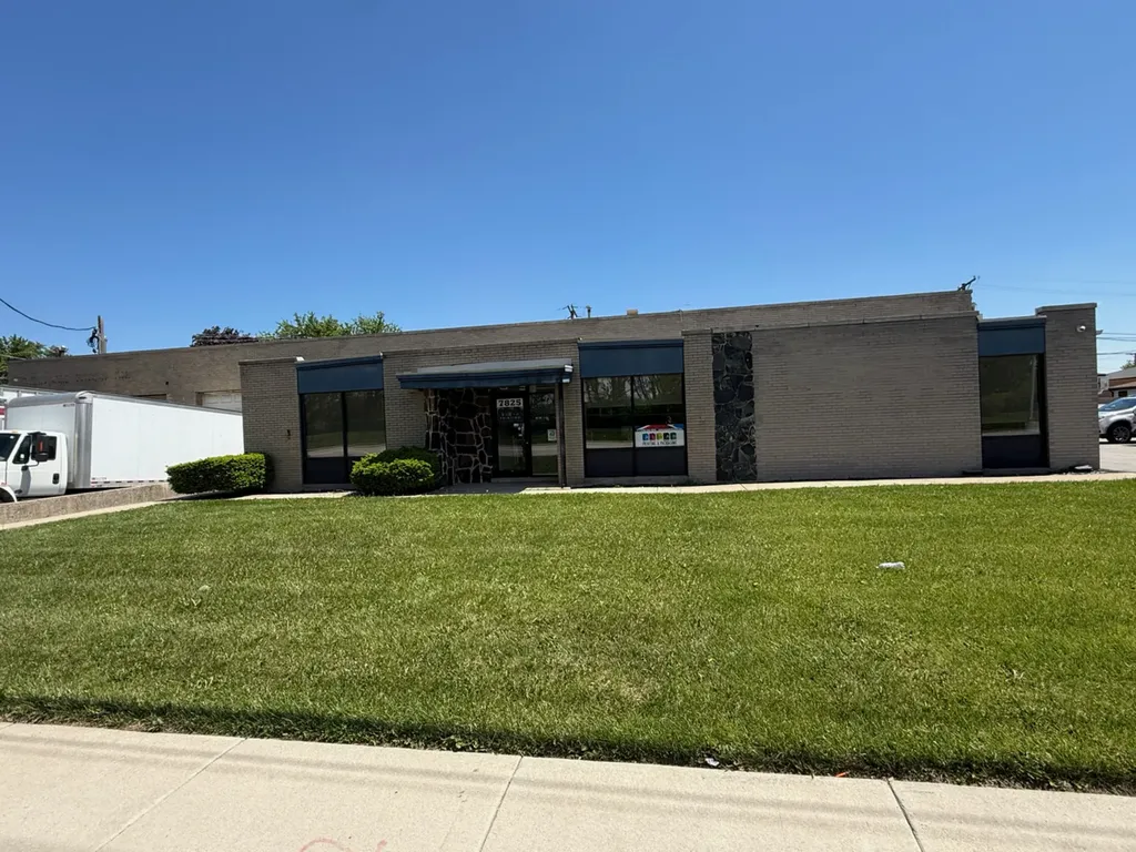 7825 Roberts Road Bridgeview IL 60455