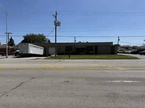 7825 Roberts Road Bridgeview IL 60455