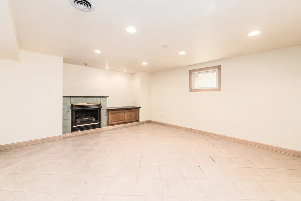 3612 North Oconto Avenue Chicago IL 60634