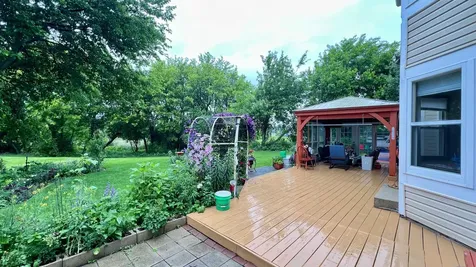 2460 Otter Creek Lane Elgin IL 60123