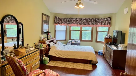 2460 Otter Creek Lane Elgin IL 60123