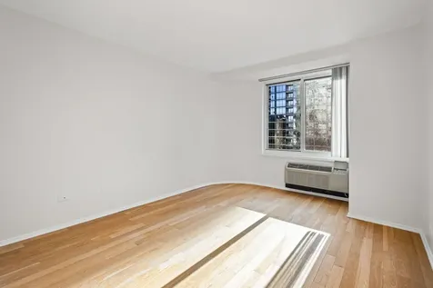211 East Ohio Street Chicago IL 60611