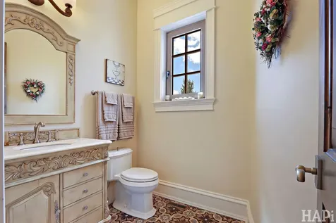 18 Enclave Court South Barrington IL 60010