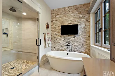 18 Enclave Court South Barrington IL 60010