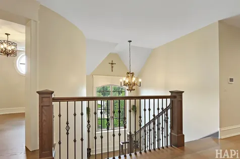 18 Enclave Court South Barrington IL 60010