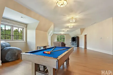 18 Enclave Court South Barrington IL 60010